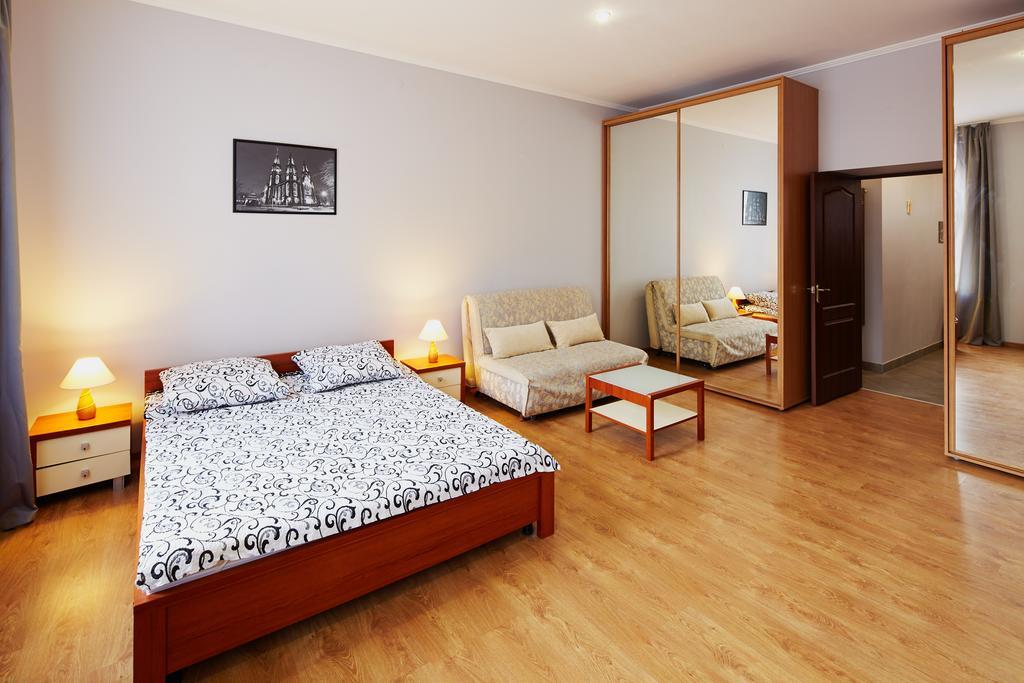 Apartment On The Center Of Lviv Room photo